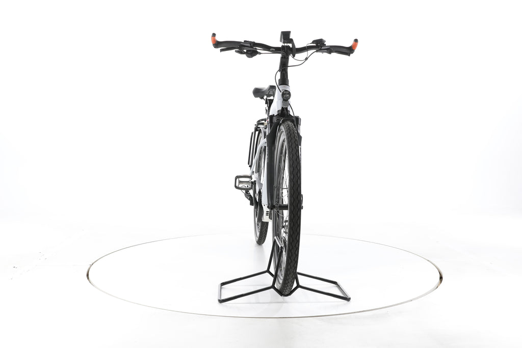 KTM Macina Style Pro Trekking E-Bike - Image 4
