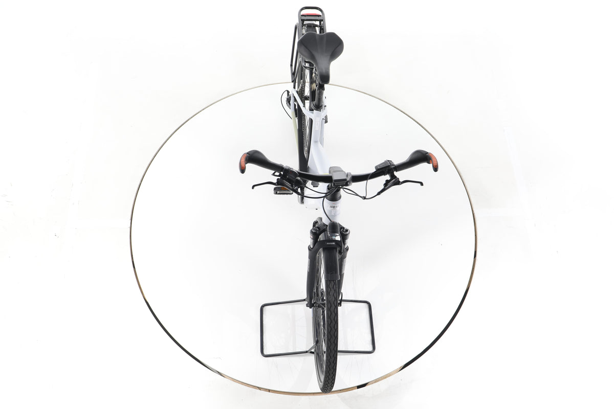 KTM Macina Style Pro Trekking E-Bike - Image 16