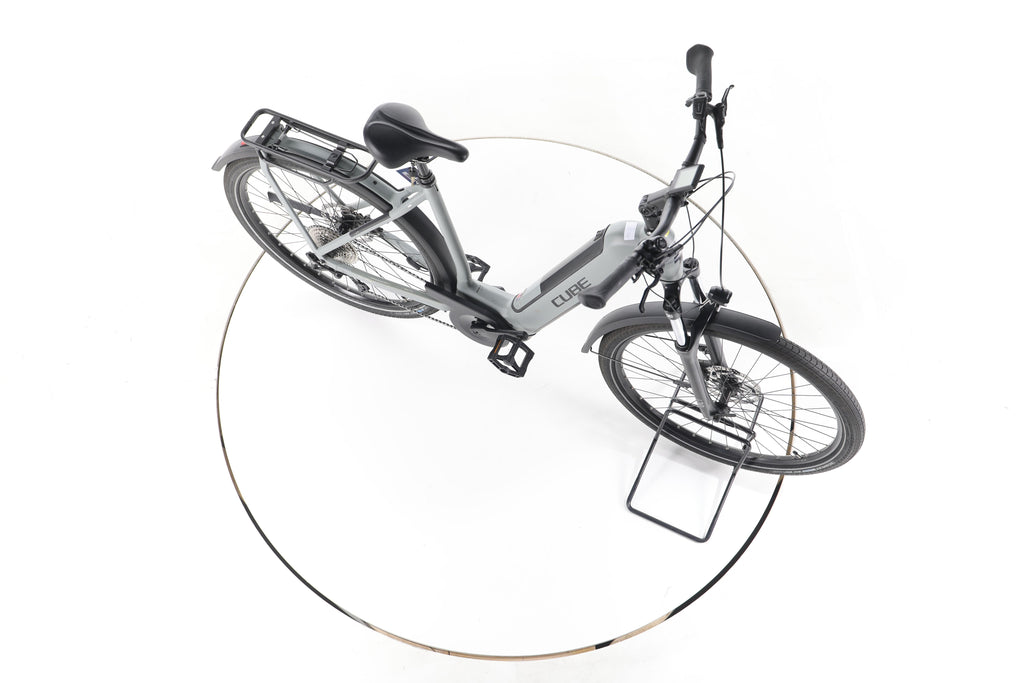 Cube Kathmandu Hybrid ONE Trekking E-Bike Tiefeinsteiger - Image 14