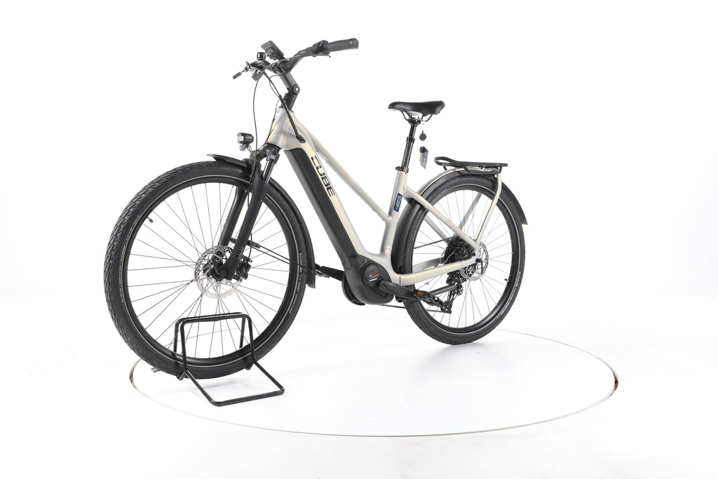 Cube Touring Hybrid Pro Trekking E-Bike - Image 6