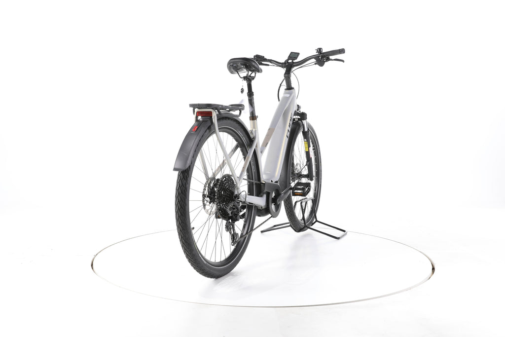 Cube Touring Hybrid Pro Trekking E-Bike - Image 11