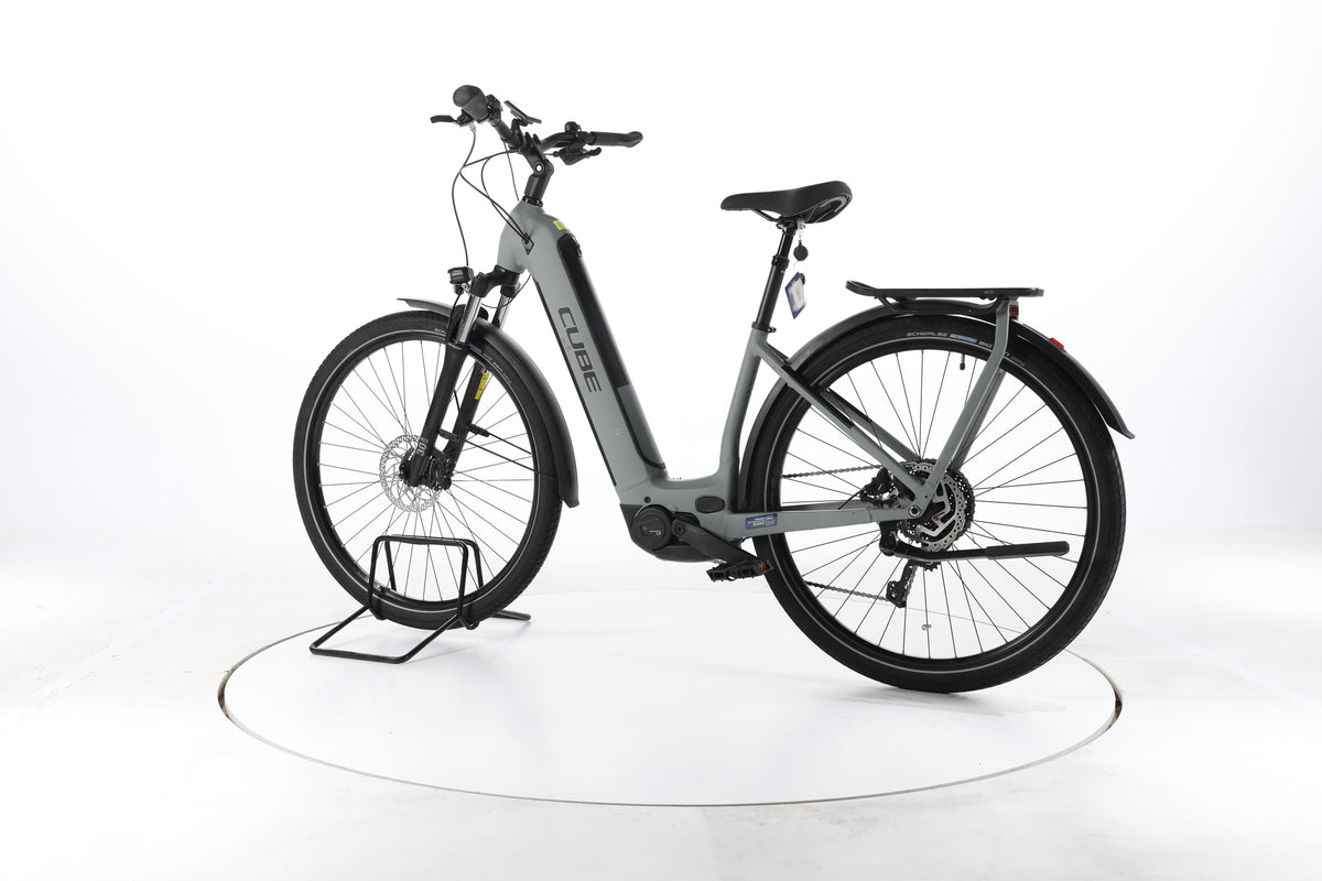 Cube Kathmandu Hybrid ONE Trekking E-Bike Tiefeinsteiger - Image 8