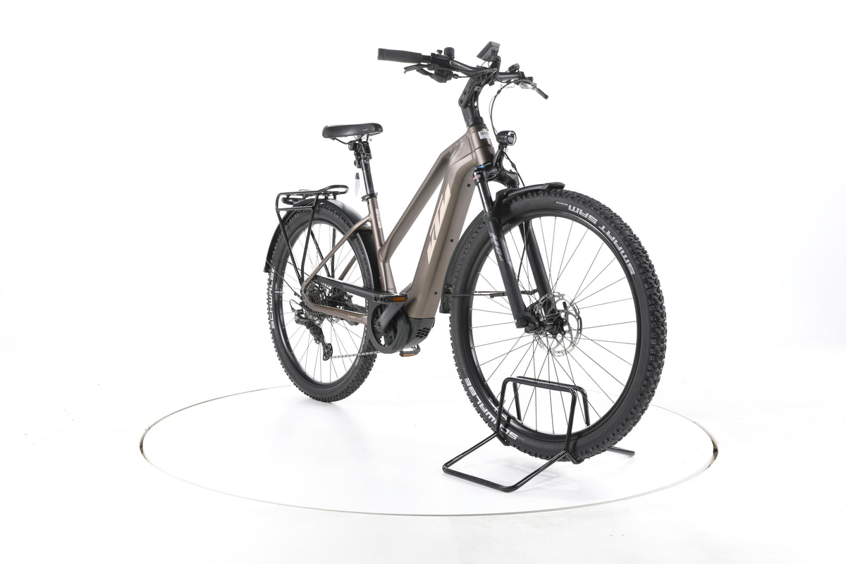 KTM Macina Gran 710 Trekking E-Bike - Image 3