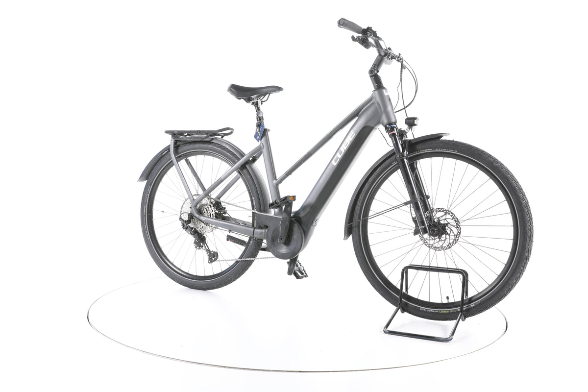Cube Touring Hybrid EXC Trekking E-Bike - Image 2
