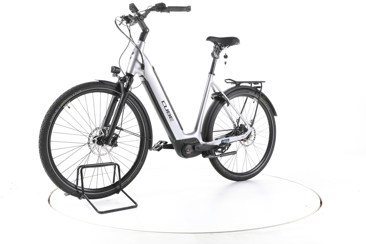 Cube Supreme Hybrid SLX Trekking E-Bike Tiefeinsteiger - Image 6