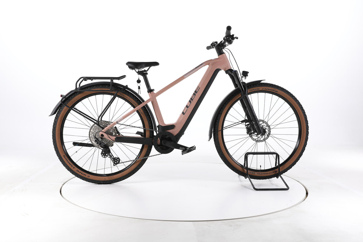 Cube Reaction Hybrid Pro Allroad Trekking E-Bike - Image 1