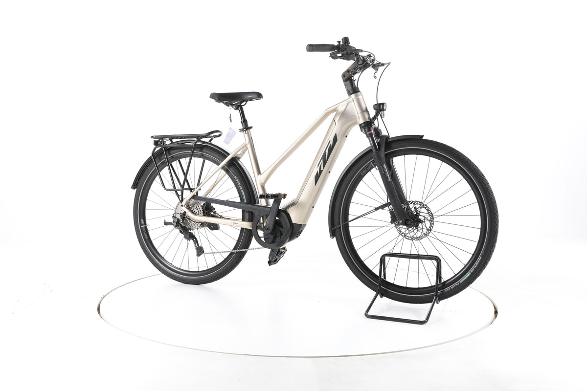 KTM Macina Style 740 Trekking E-Bike - Image 2
