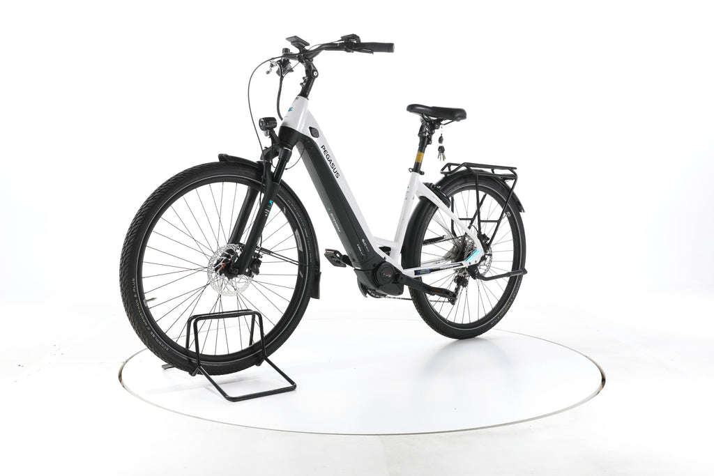 Pegasus Premio EVO Lite Trekking E-Bike Tiefeinsteiger - Image 6
