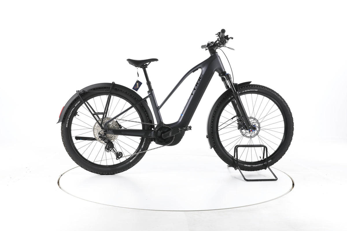 Cube Reaction Hybrid Pro Trekking E-Bike - Image 1