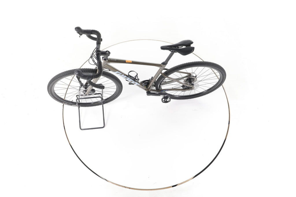 Giant Revolt 0 Gravelbike 2024 - Image 19