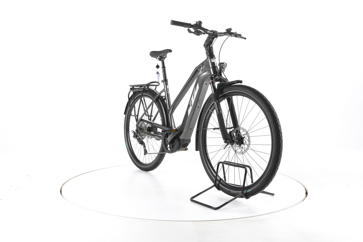 KTM Macina Style 740 Trekking E-Bike - Image 3
