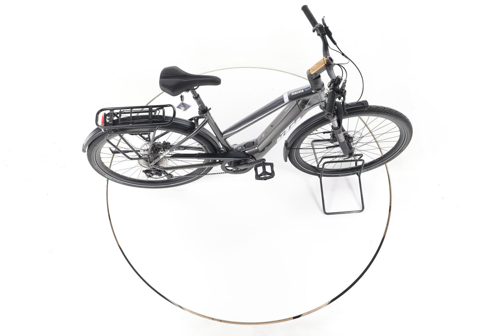 KTM Macina Style 740 Trekking E-Bike - Image 13