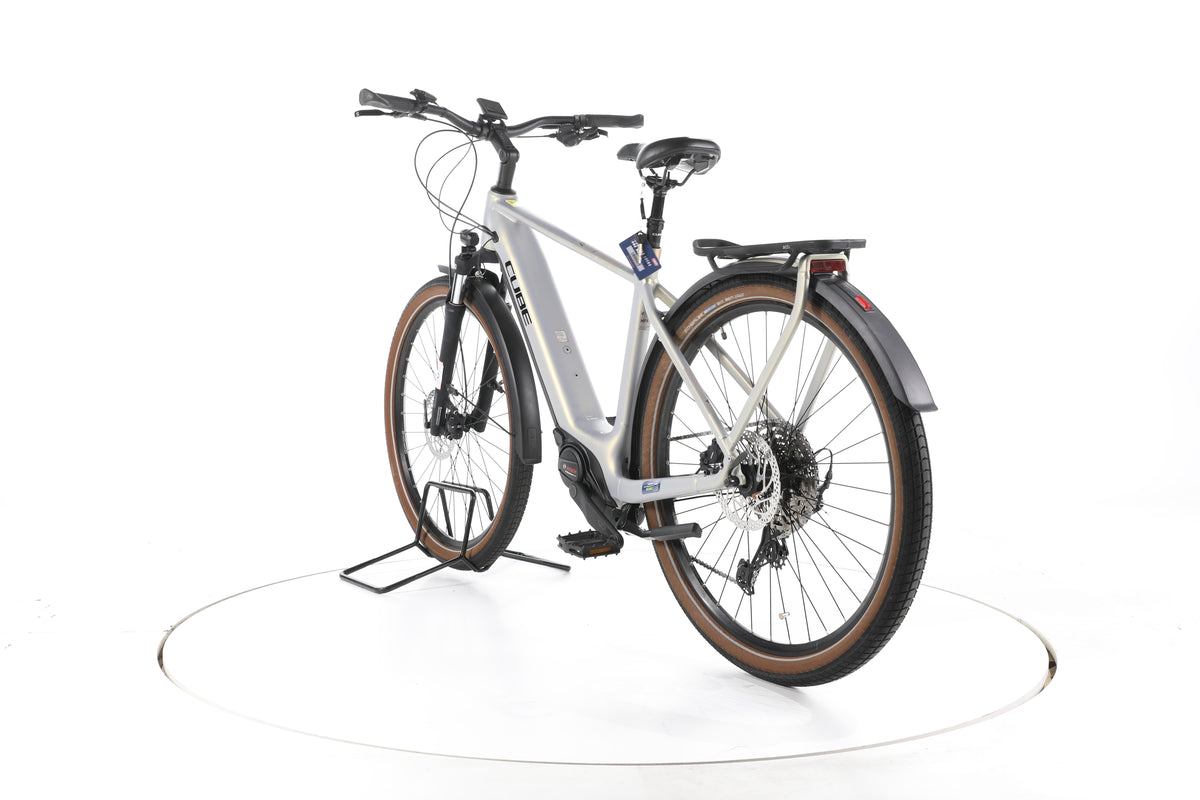 Cube Touring Hybrid Pro 625 Trekking E-Bike 2024 - Image 9