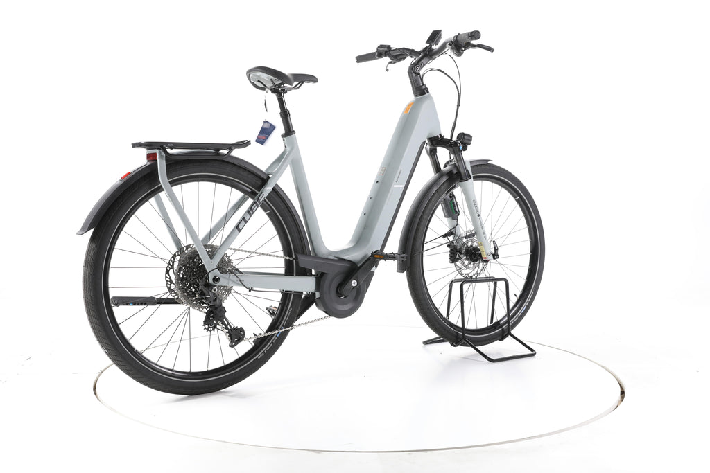 Cube Kathmandu Hybrid Trekking E-Bike Tiefeinsteiger 2025 - Image 12