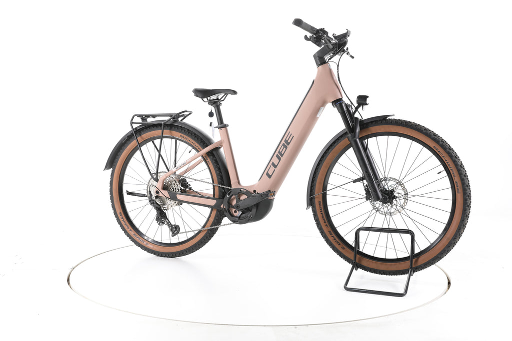 Cube Reaction Hybrid Pro Trekking E-Bike Tiefeinsteiger - Image 2
