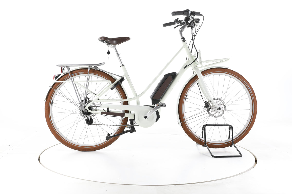 Diamant Juna Deluxe+ City E-Bike - Image 1