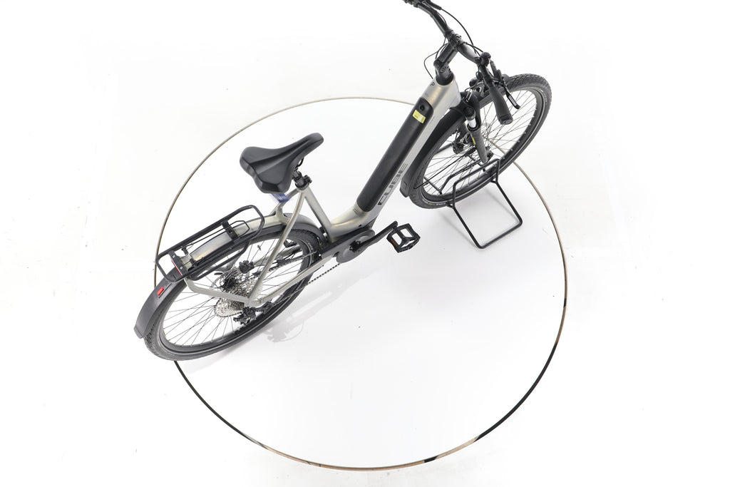 Cube Touring Hybrid Pro 625 Trekking E-Bike Tiefeinsteiger - Image 24