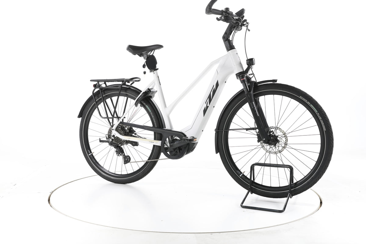 KTM CENTO 10 PLUS Trekking E-Bike - Image 2