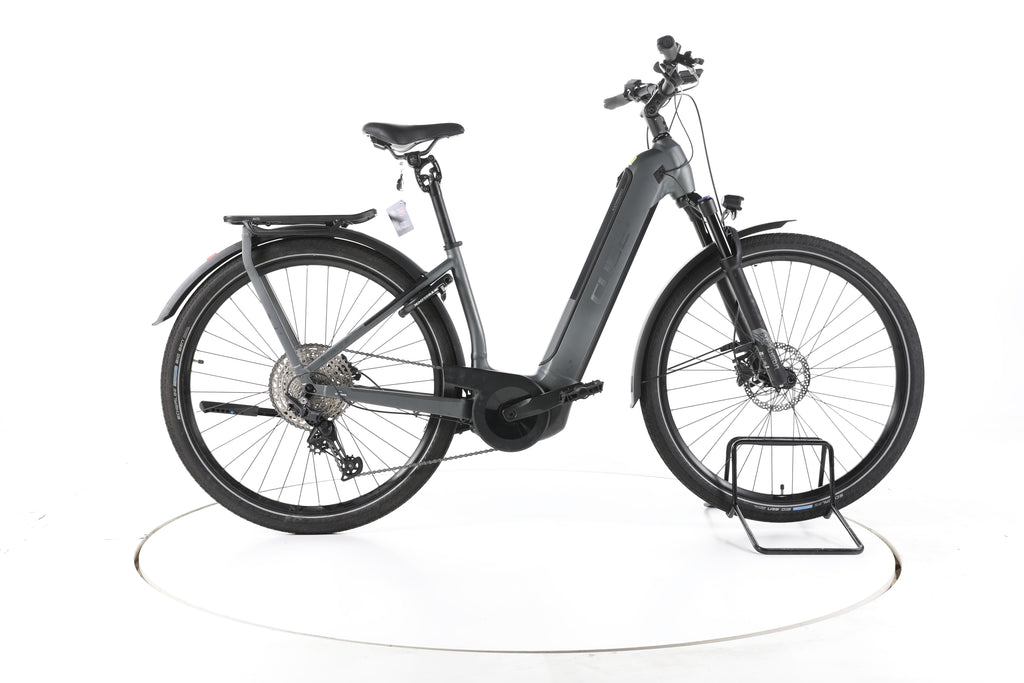 Cube Kathmandu Hybrid Pro Trekking E-Bike Tiefeinsteiger - Image 1