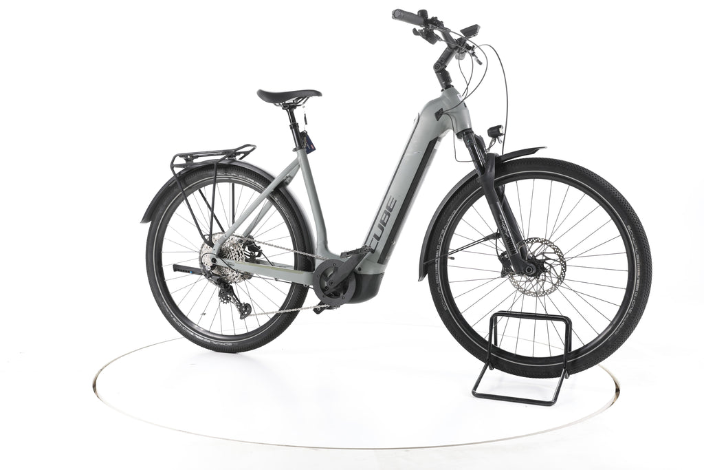 Cube Nuride Hybrid SLX Trekking E-Bike Tiefeinsteiger - Image 2