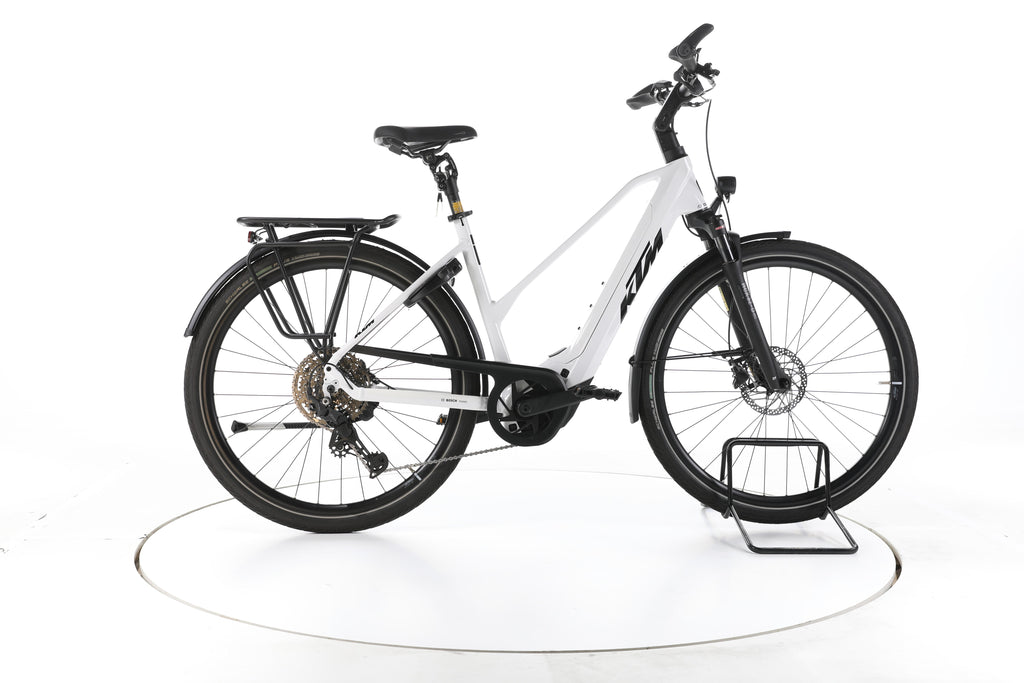 KTM Cento 10 Plus Trekking E-Bike 2024 - Image 1
