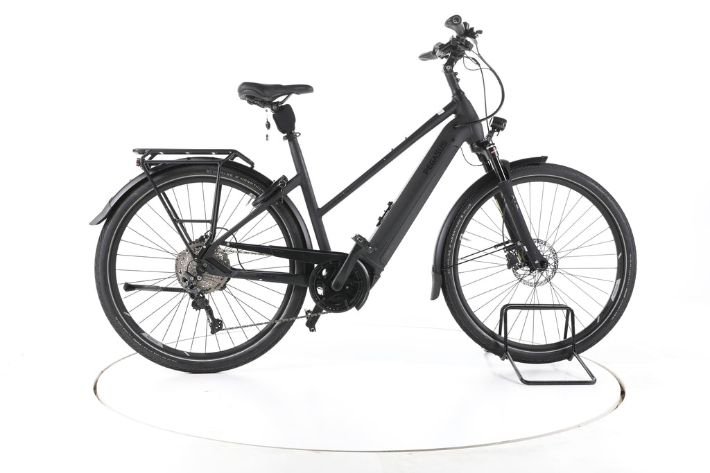 Pegasus Premio Evo 10 Trekking E-Bike - Image 1