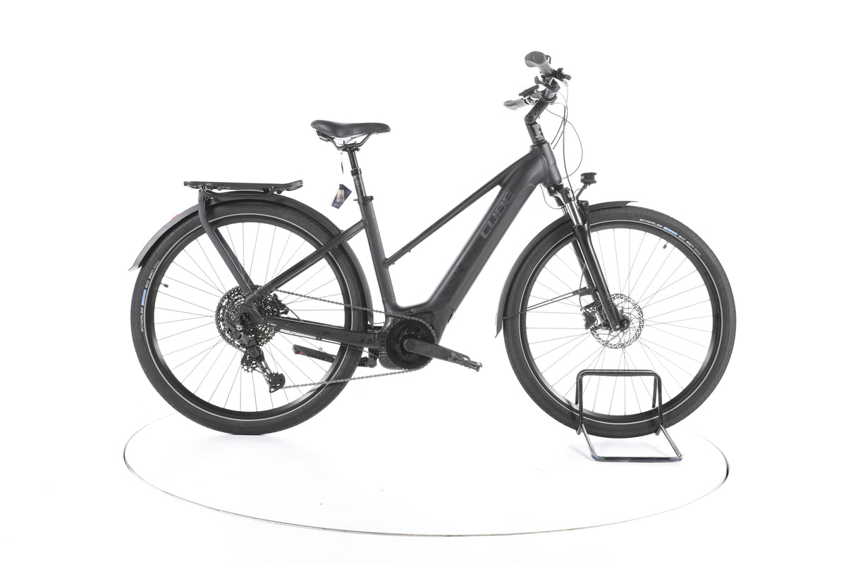 Cube Touring Hybrid Pro Trekking E-Bike 2024 - Image 1