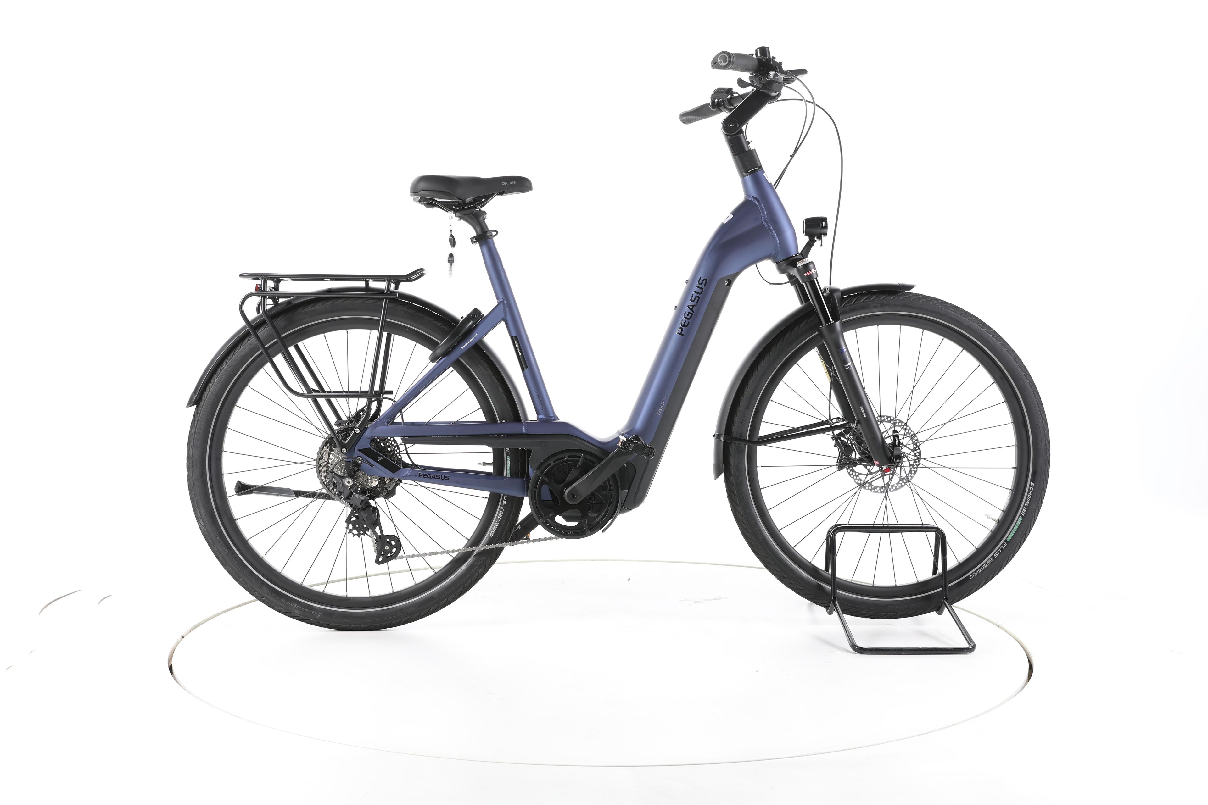 Pegasus Strong EVO 10 Lite Trekking E-Bike Tiefeinsteiger 2023 - Image 1