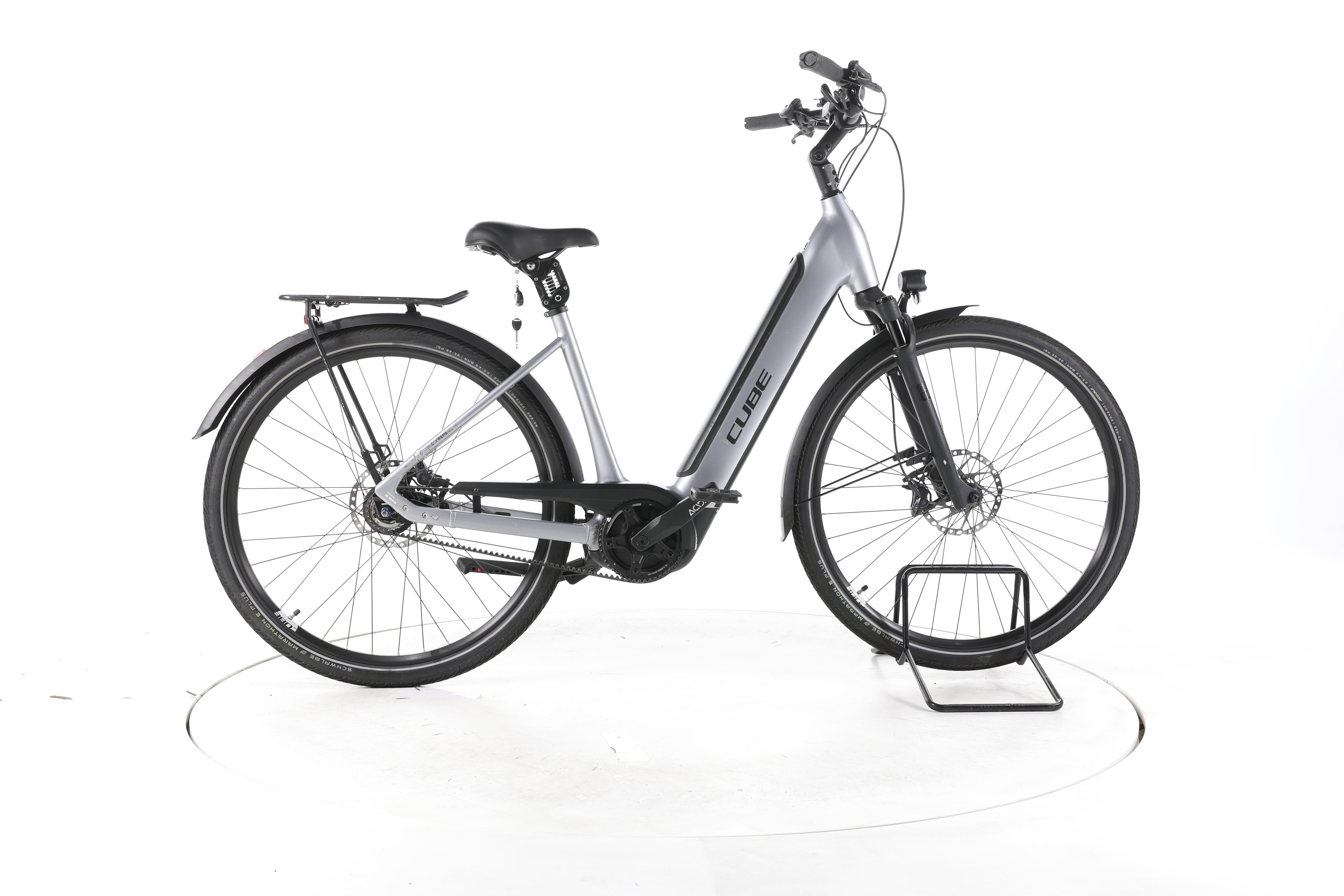 Cube Supreme Hybrid SL City E-Bike Tiefeinsteiger - Image 1