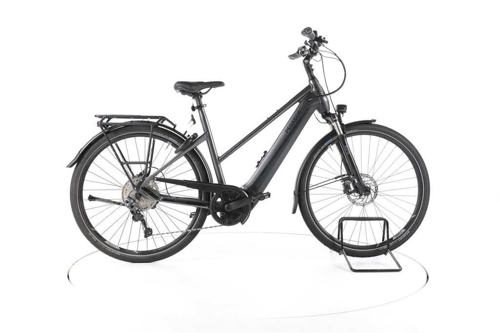 Pegasus Premio EVO 10 Lite Trekking E-Bike - Image 1