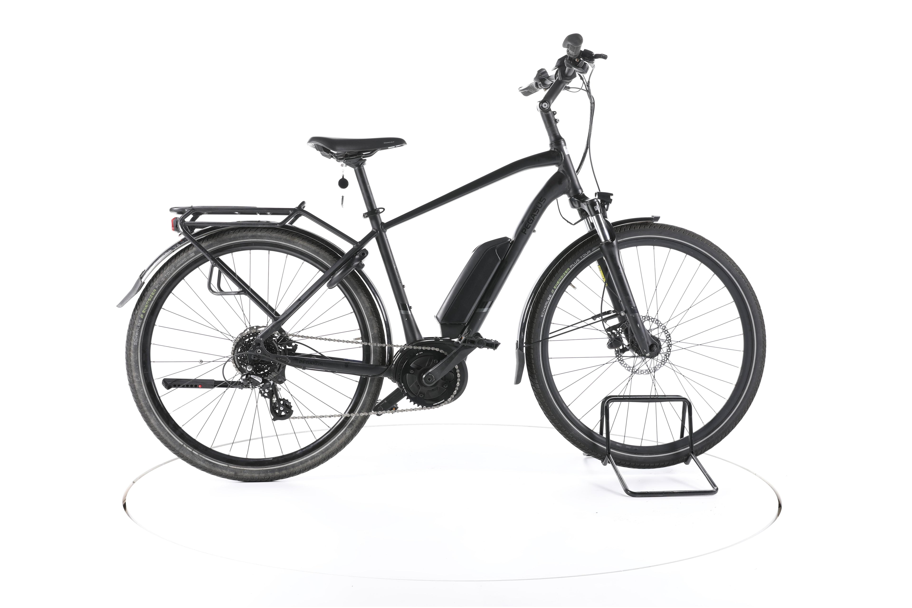Pegasus Solero E8 Plus Trekking E-Bike - Image 1