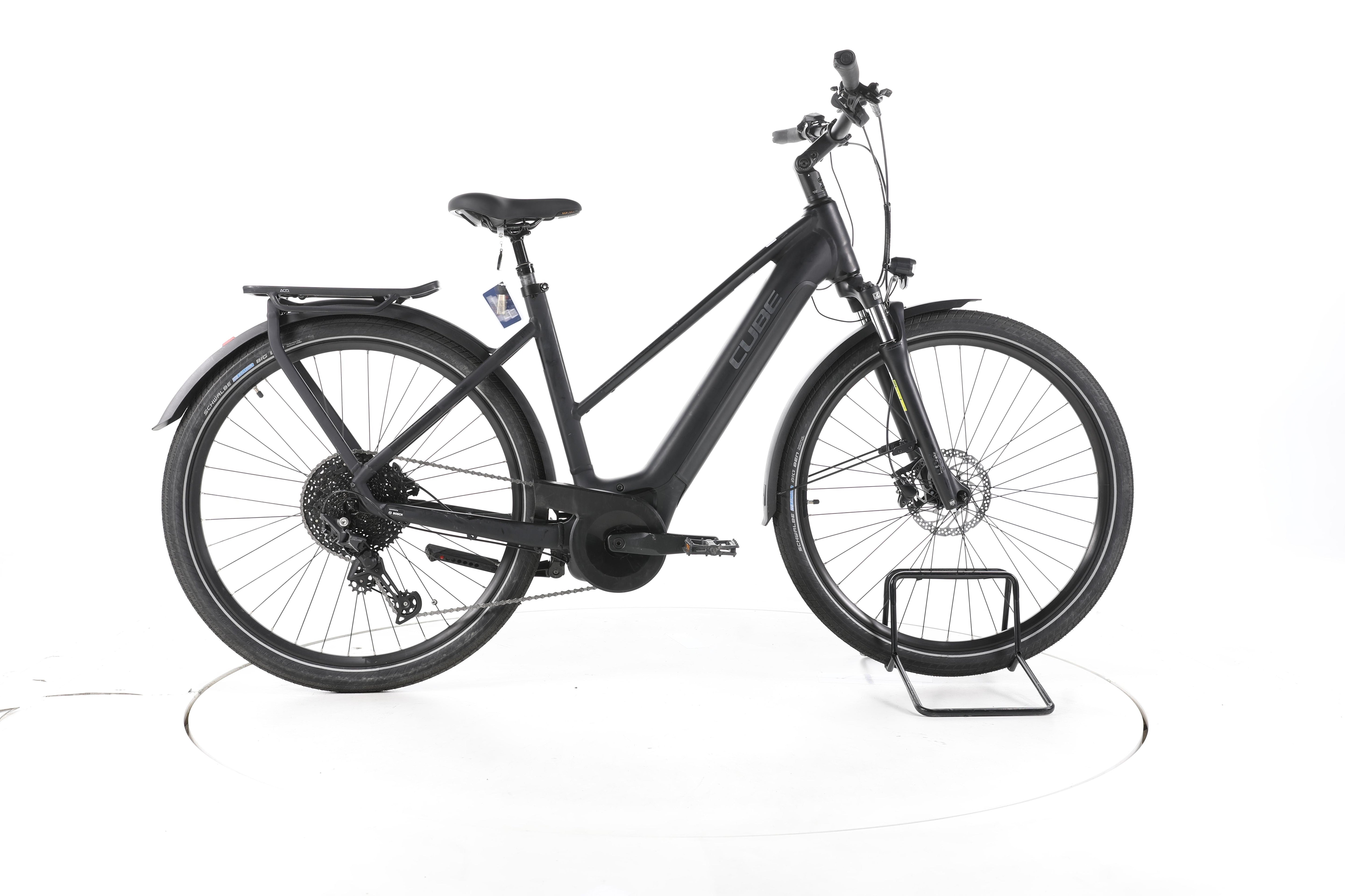 Cube Touring Hybrid Pro Trekking E-Bike - Image 1