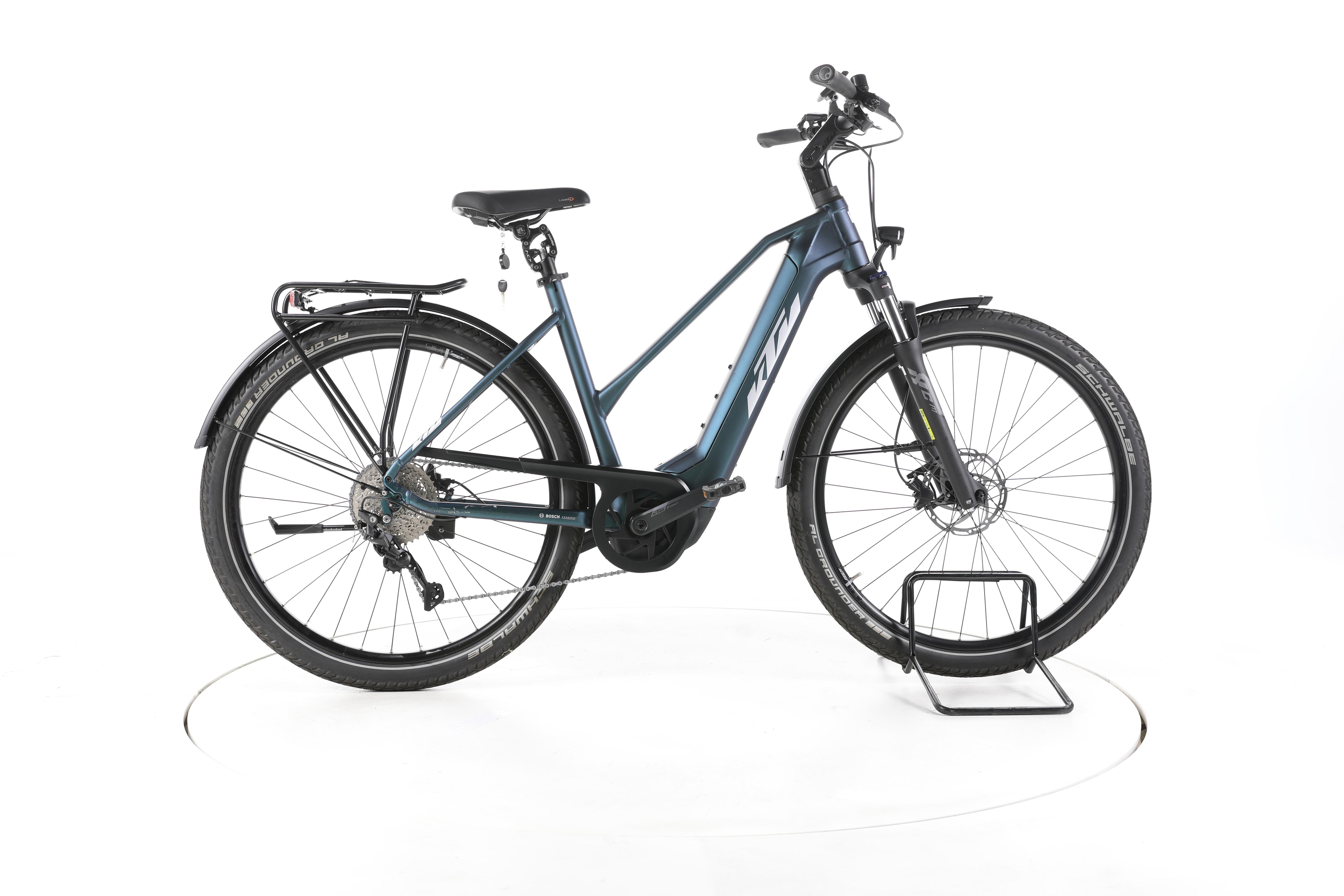 KTM Macina Gran 720 Trekking E-Bike - Image 1