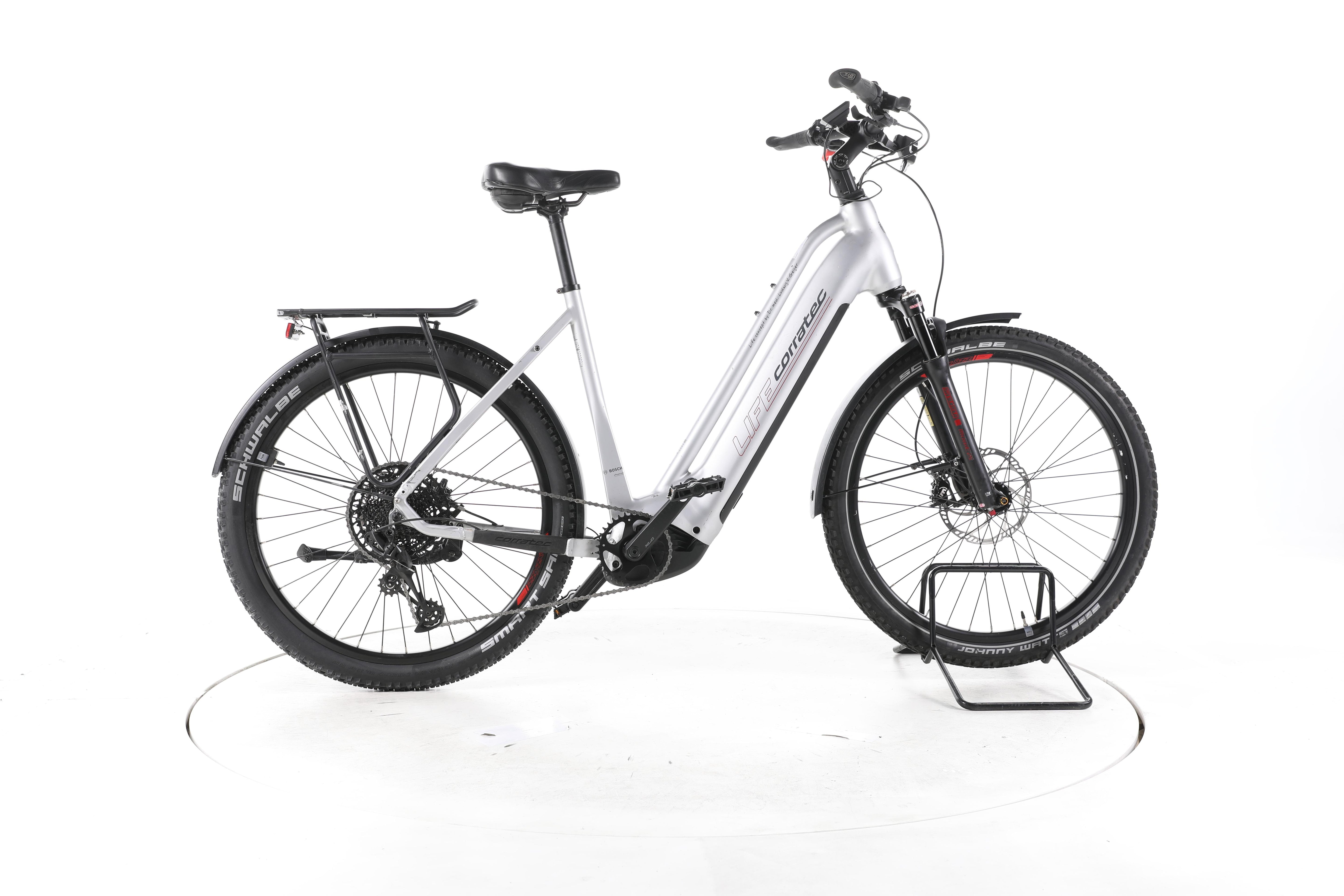 Corratec Life CX7 Trekking E-Bike Tiefeinsteiger - Image 1