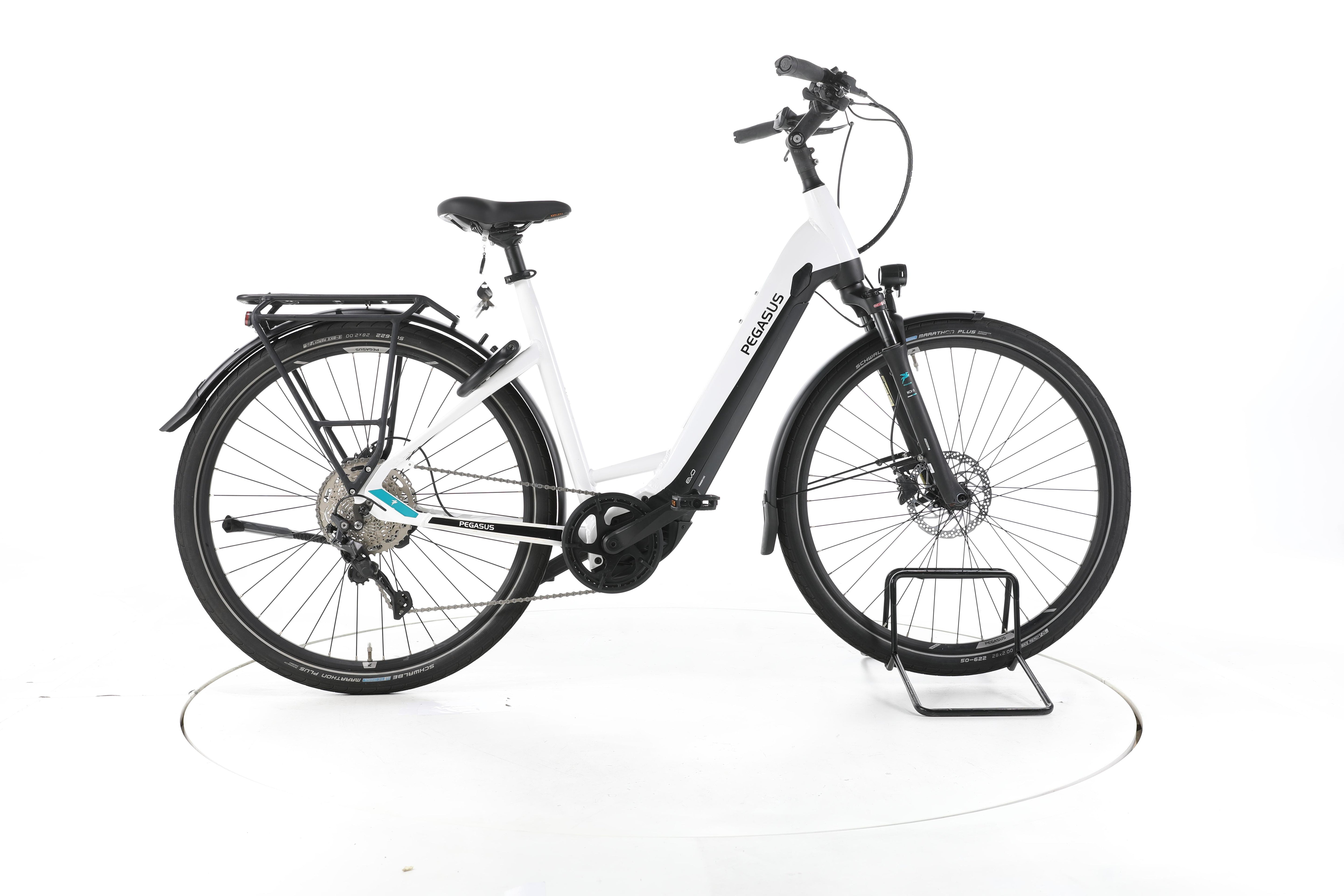 Pegasus Premio evo 10 Lite Trekking E-Bike Tiefeinsteiger - Image 1