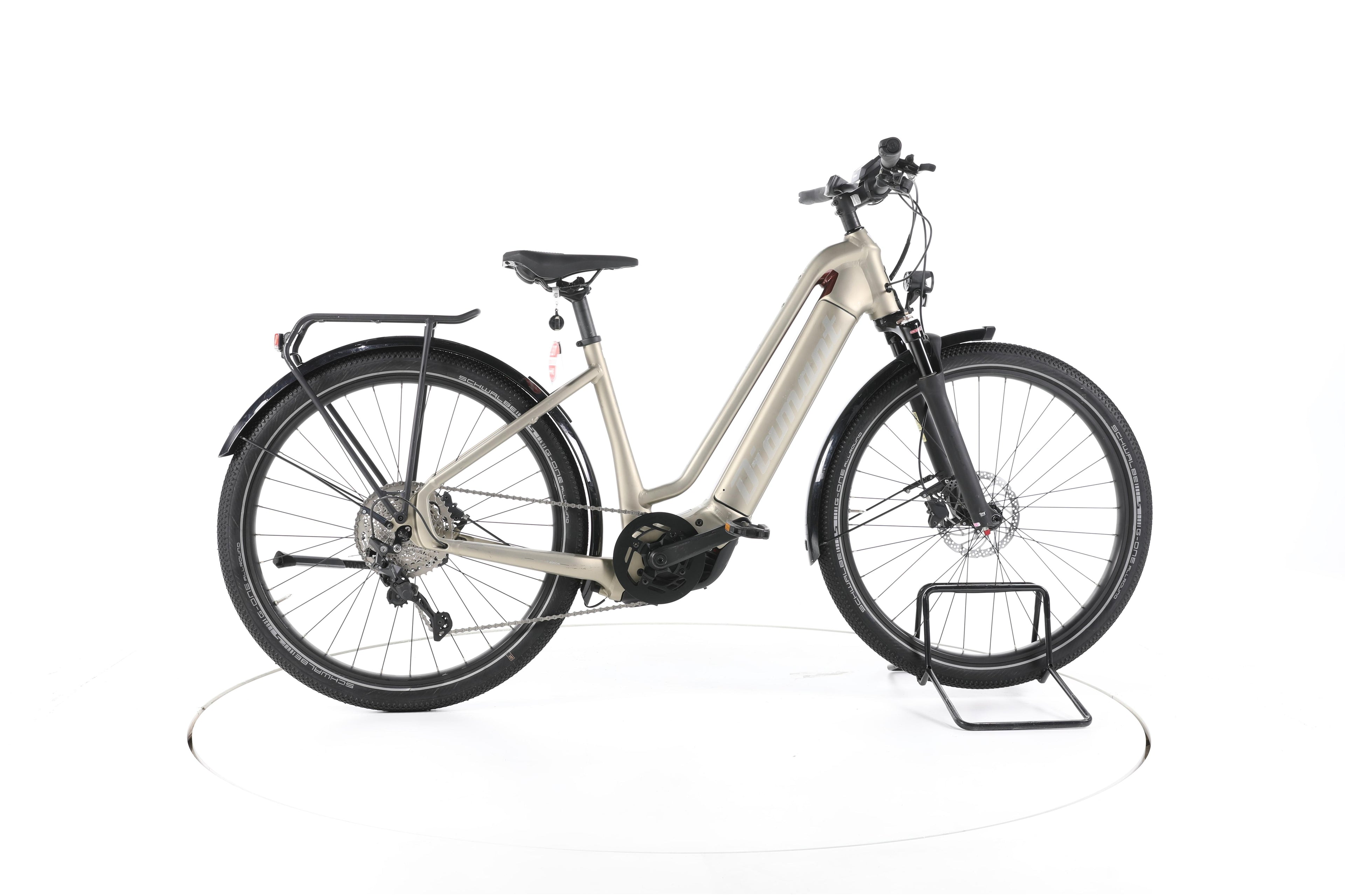Diamant Zouma Deluxe+ Trekking E-Bike Tiefeinsteiger - Image 1