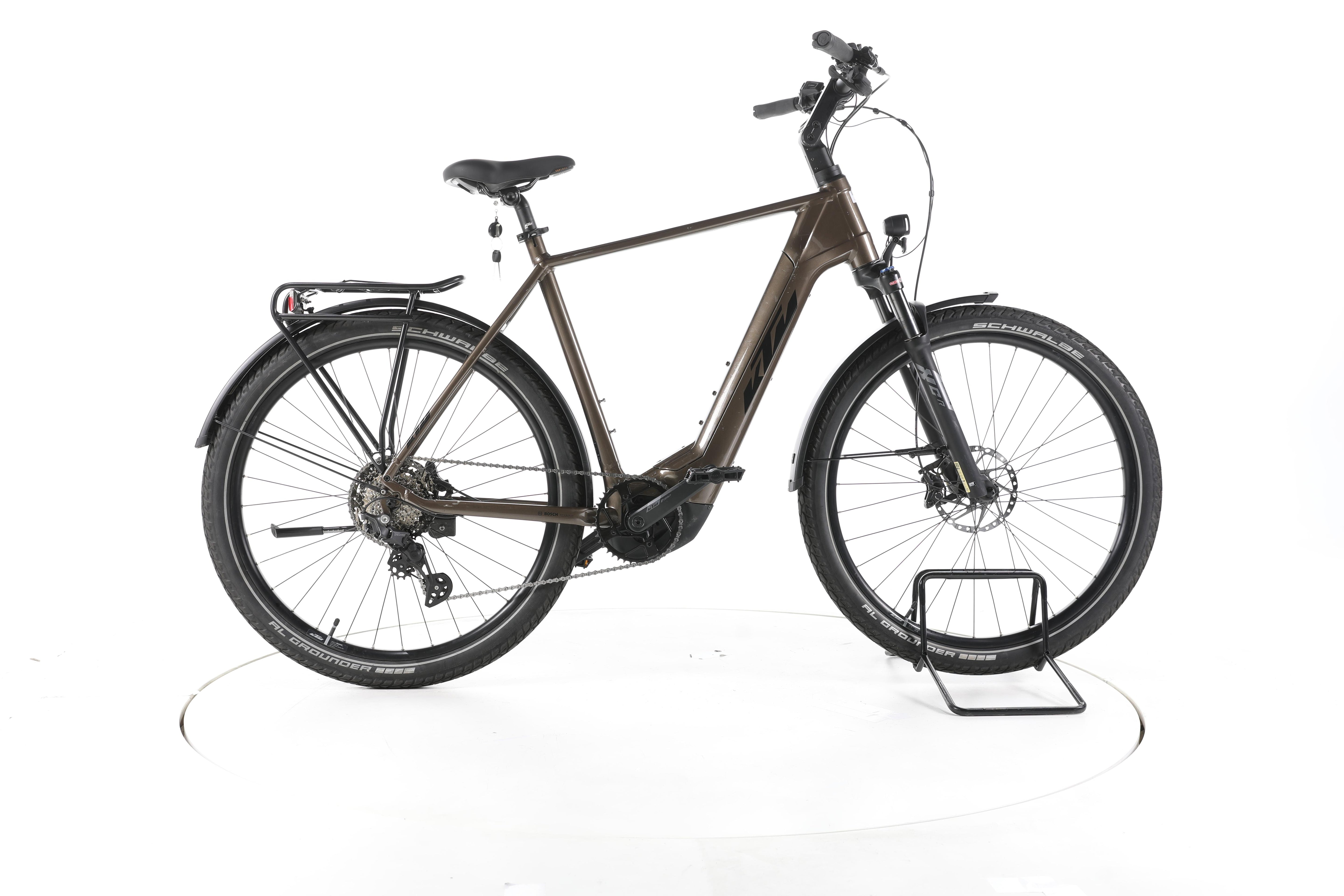 KTM Macina Gran 710 Trekking E-Bike - Image 1