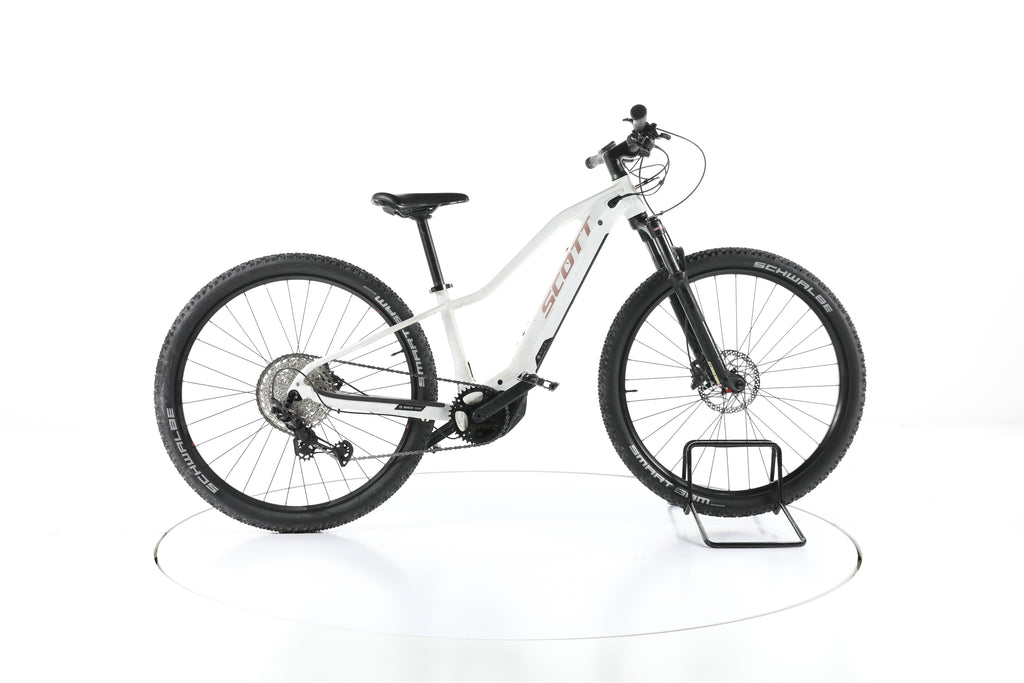Scott Axis E-Ride 10 E-Bike - Image 1
