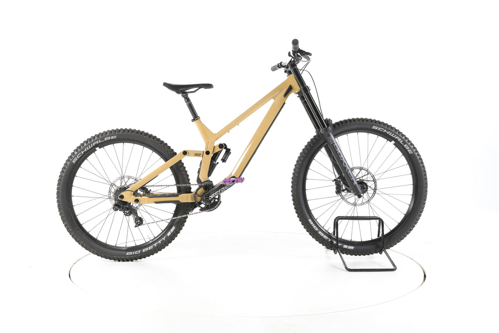 Rose Scrub DC 1 - Image 1