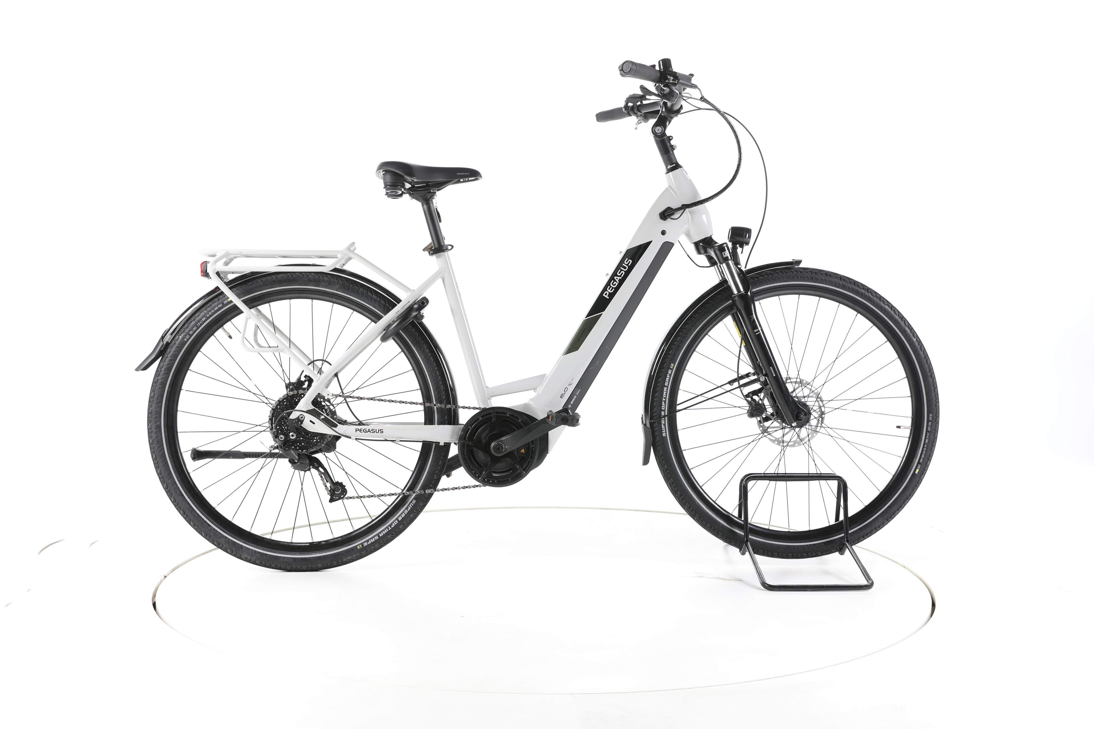 Pegasus Solero EVO 9 Trekking E-Bike Tiefeinsteiger 2023 - Image 1
