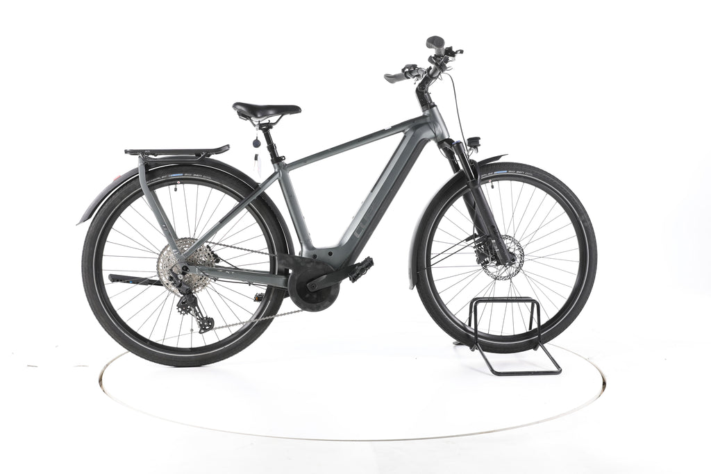 Cube Kathmandu Hybrid Pro Trekking E-Bike - Image 1