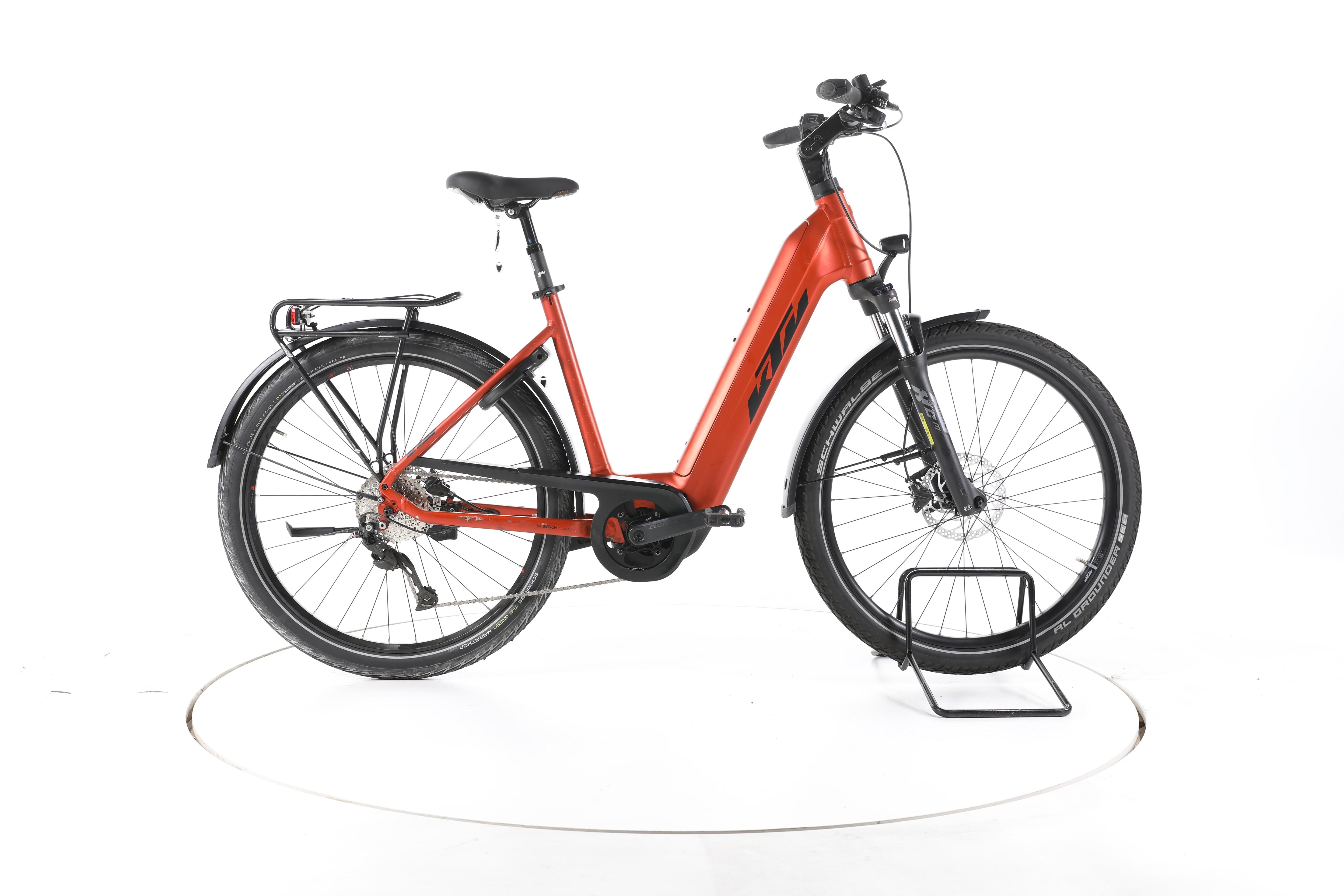 KTM Macina Gran 610 Trekking E-Bike Tiefeinsteiger - Image 1
