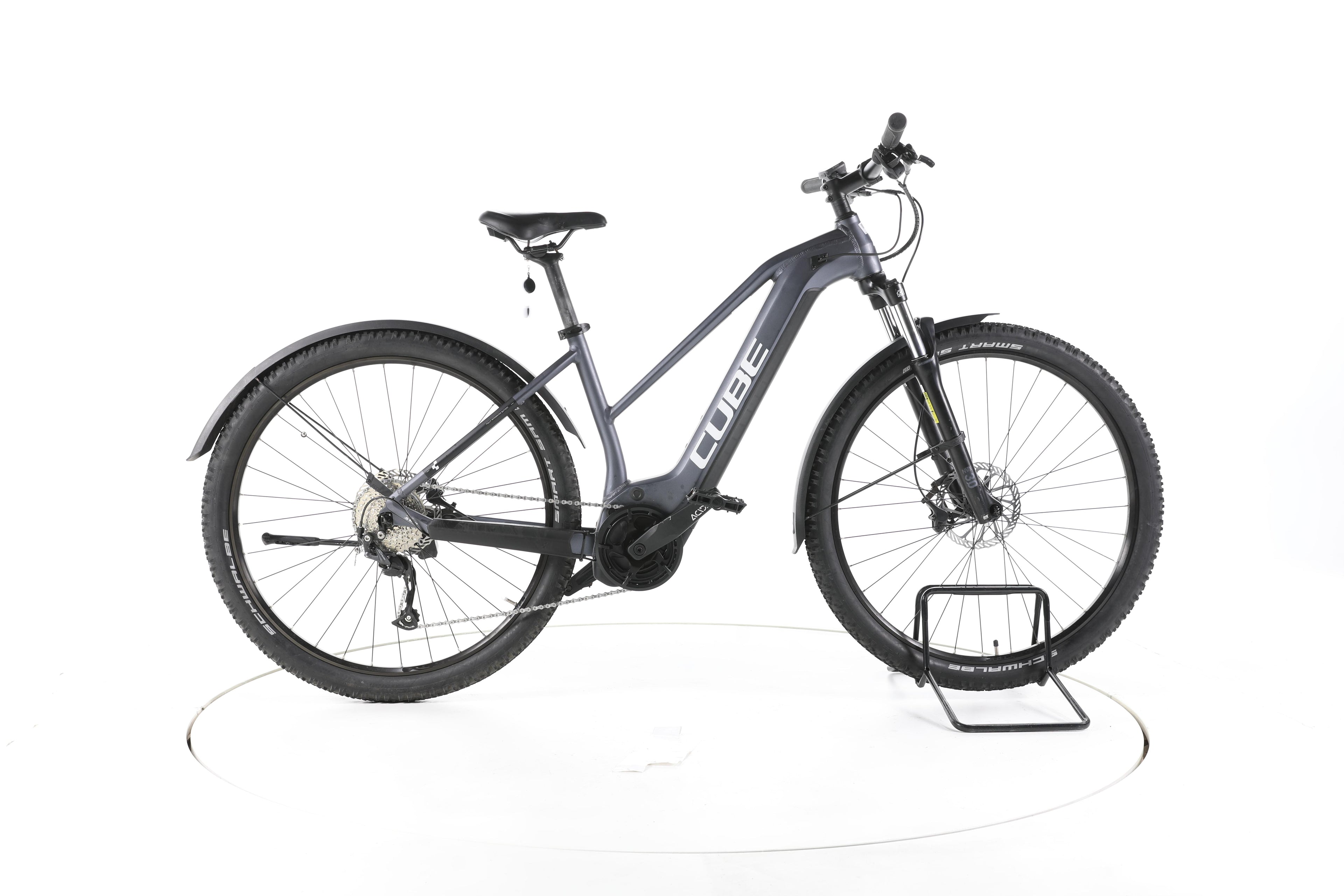 Cube Reaction Hybrid Performance Trekking E-Bike - Image 1