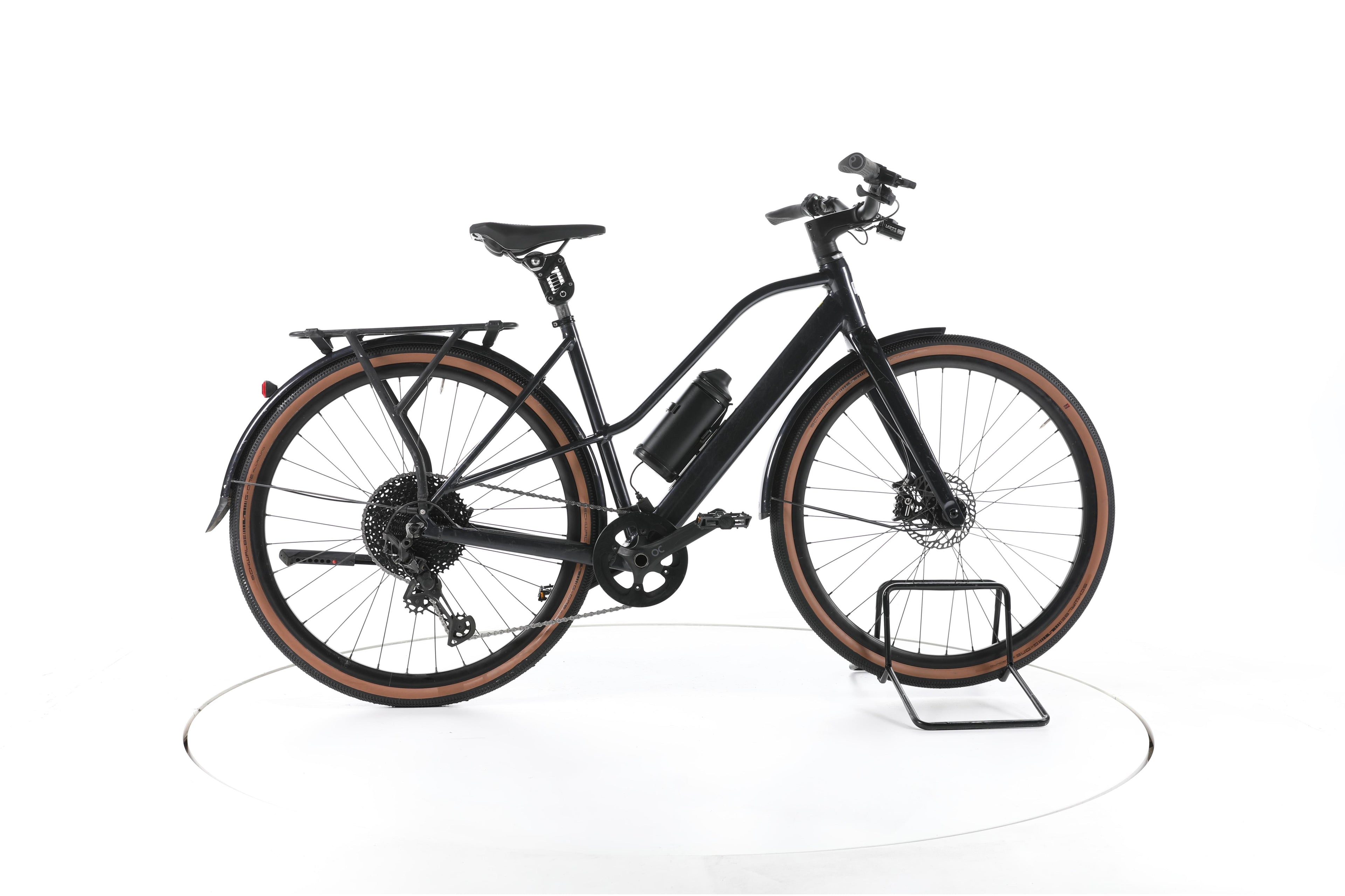 Orbea Vibe H10 EQ Trekking E-Bike - Image 1