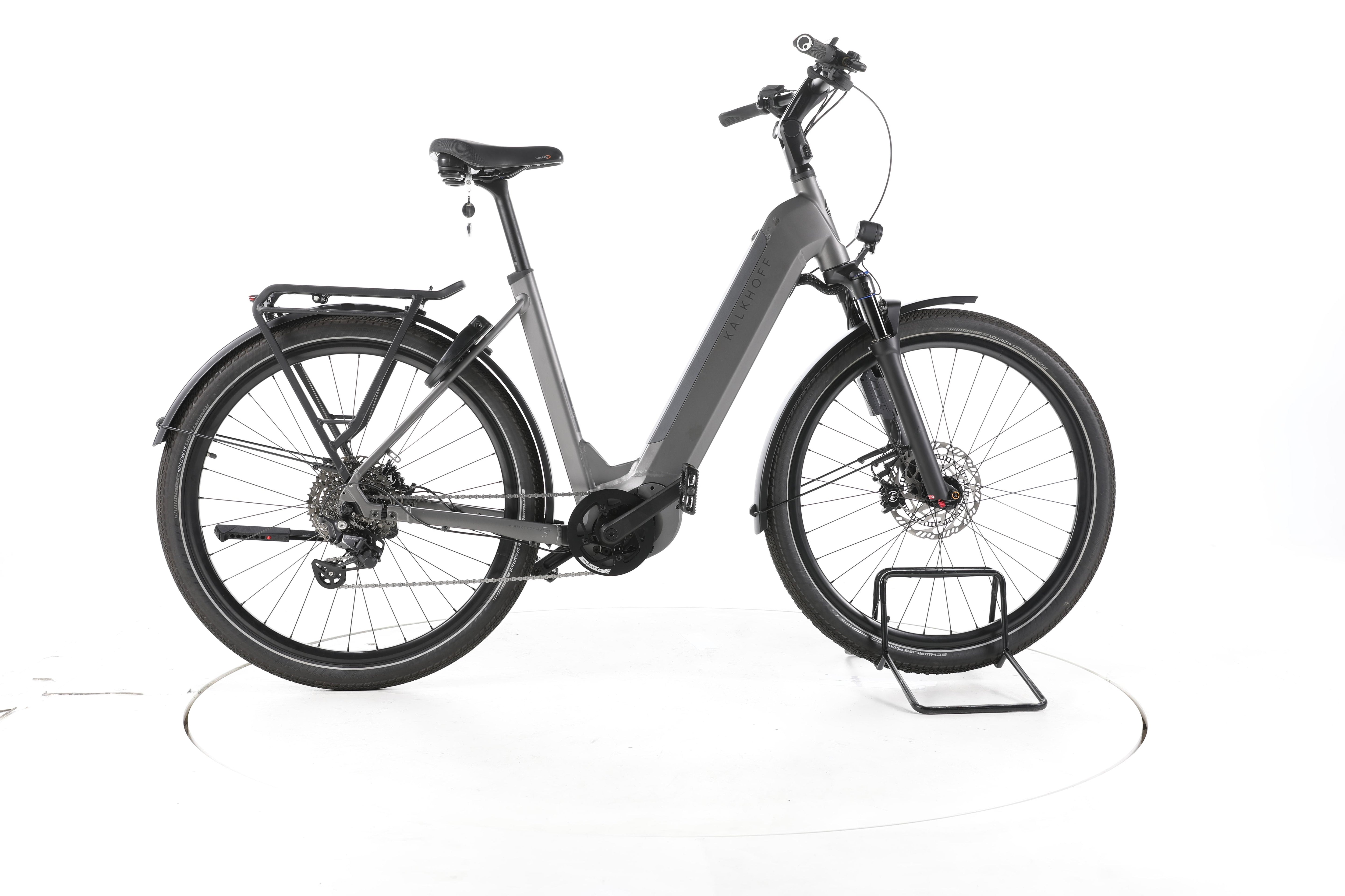 Kalkhoff Endeavour 5.B Advance+ ABS Trekking E-Bike Tiefeinsteiger - Image 1