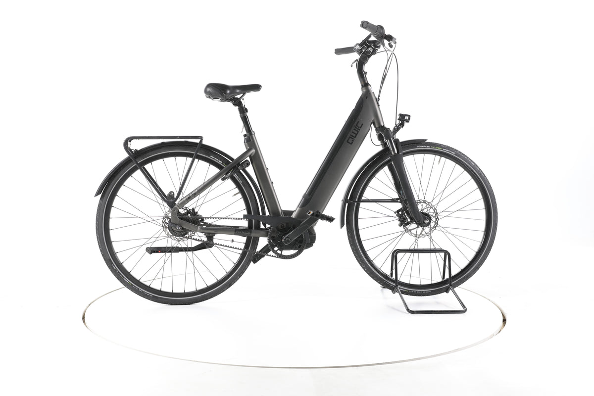 QWIC Premium I MN7 City E-Bike Tiefeinsteiger - Image 1