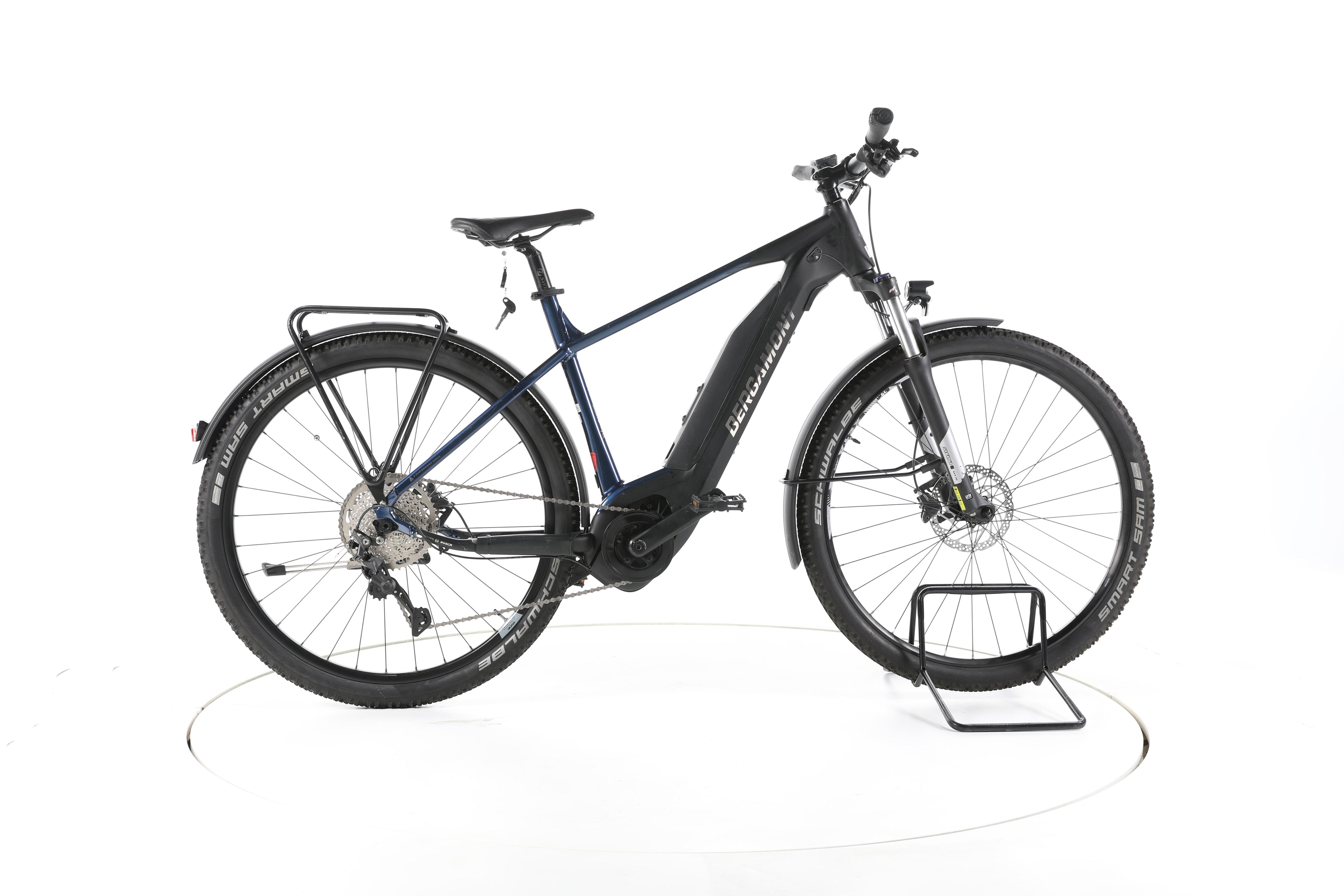 Bergamont E-Revox 4 EQ Trekking E-Bike - Image 1