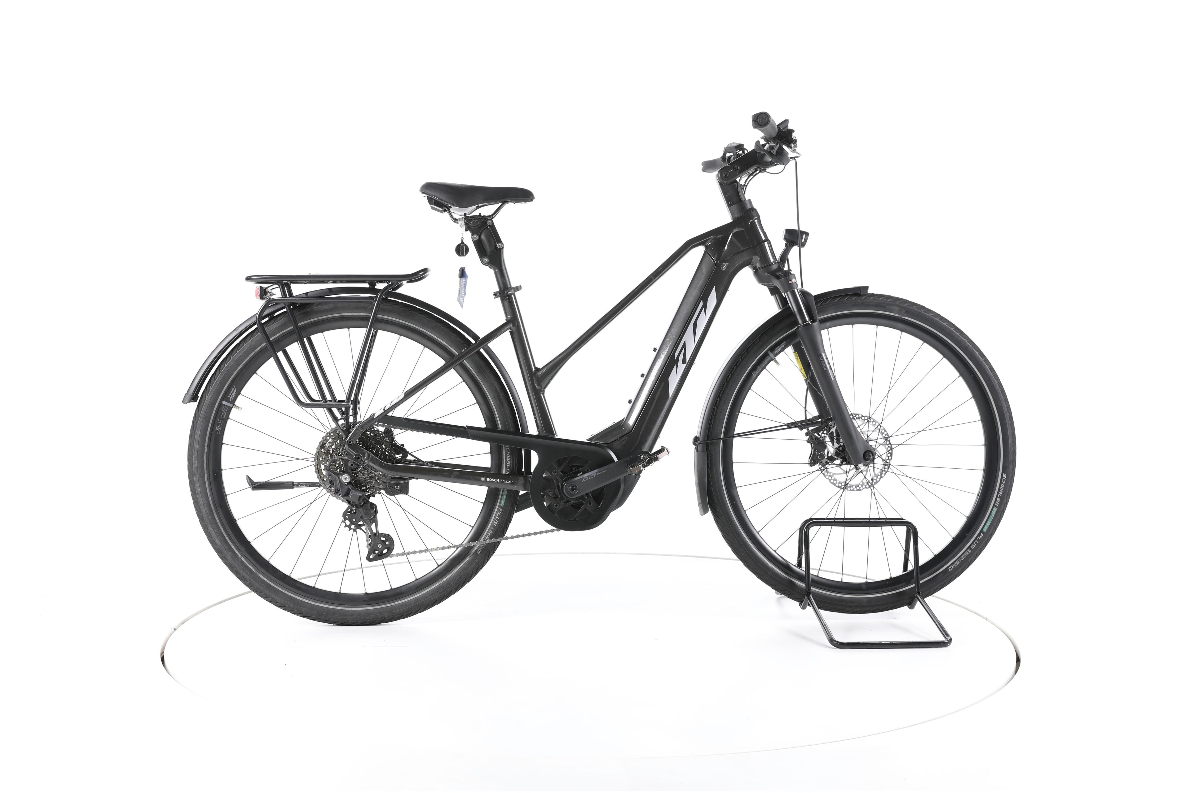 KTM Macina Style 730 Trekking E-Bike - Image 1