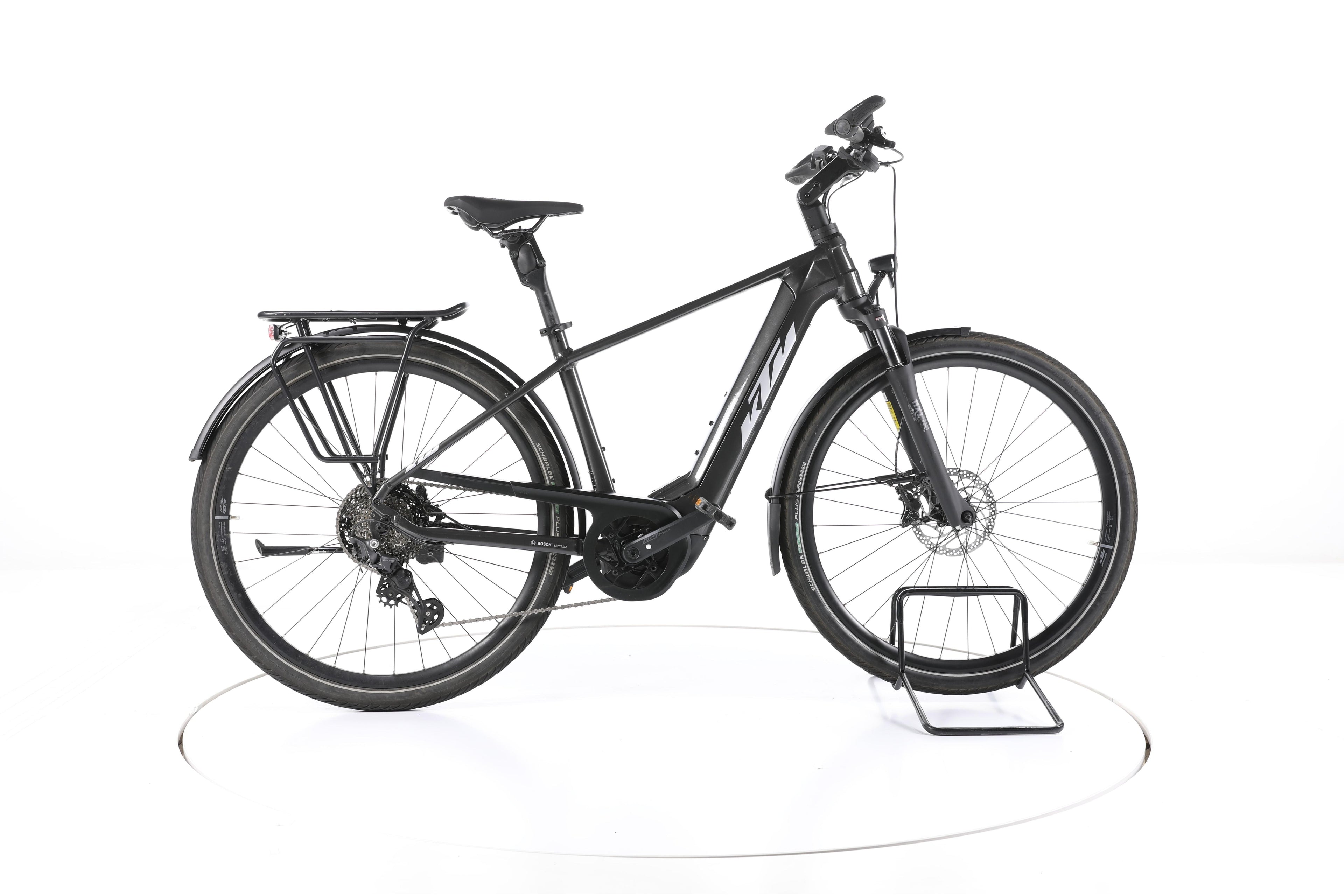 KTM Macina Style 730 Trekking E-Bike - Image 1