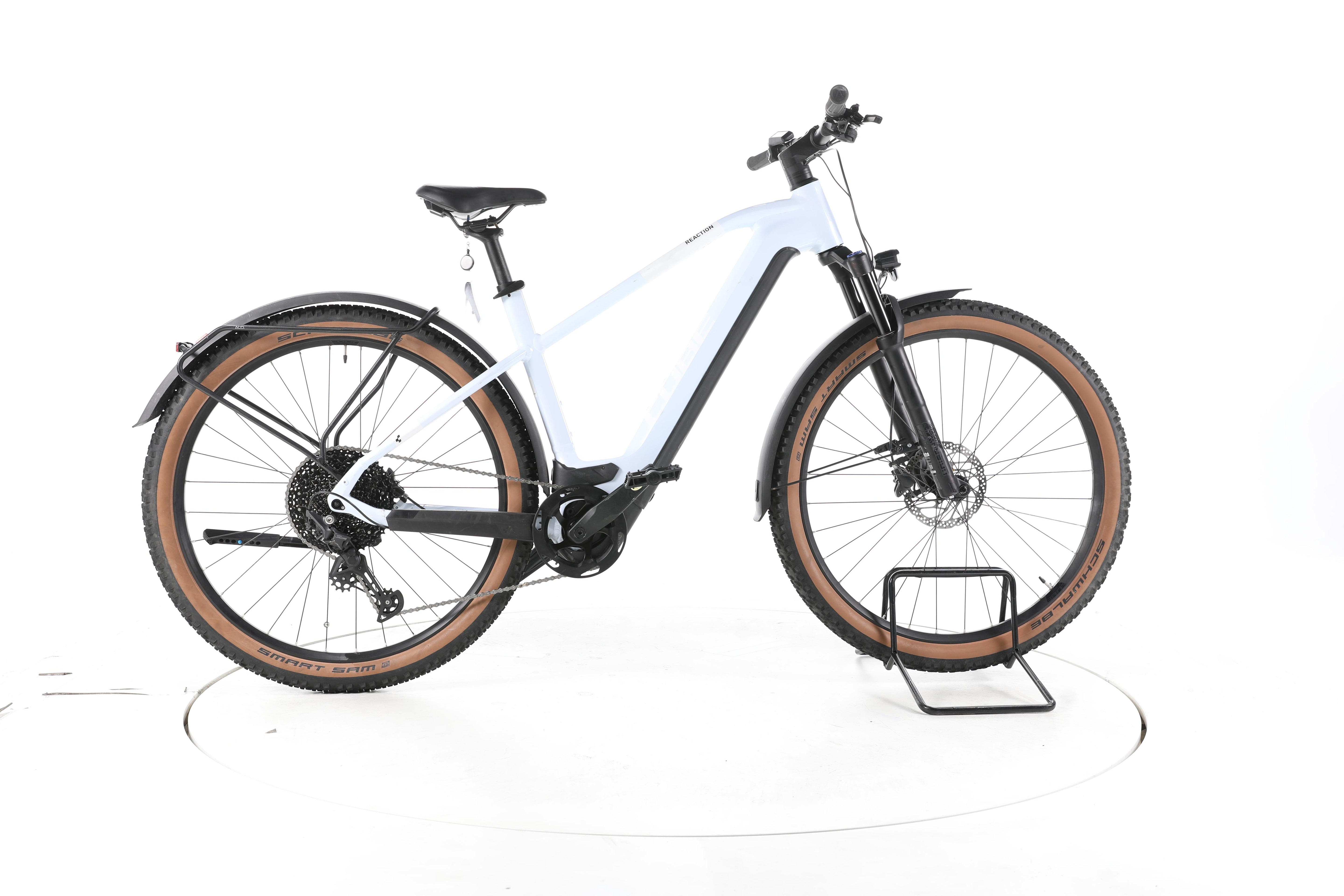 Cube Reaction Hybrid Pro Allroad Trekking E-Bike - Image 1